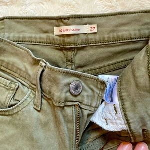 710 super skinny Levi size 27